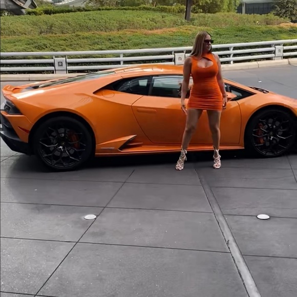 Snatched dress 🍊 - Picture 4 of 12